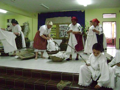 Folkloraši iz Plavne i Bača prošli dalje